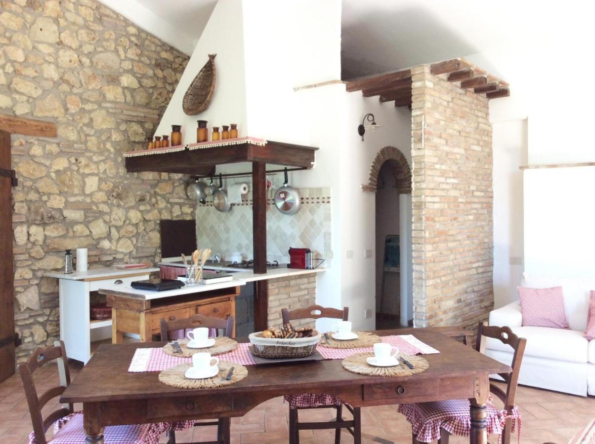 דירות צ'צ'ינה Relais Casale Il Poggetto - Olivo 2 By Zoom In Earth מראה חיצוני תמונה